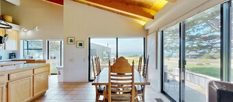 Bright home w/ patio, ocean views & shared pools - steps to Bluff Trail & Golf