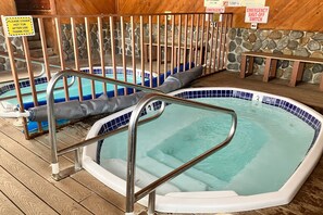 Interior - A Serene Destination with Shared Pool, Sauna, and Hot Tub (Mammoth Lakes)