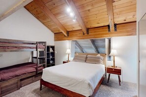2 bedrooms, internet, bed sheets