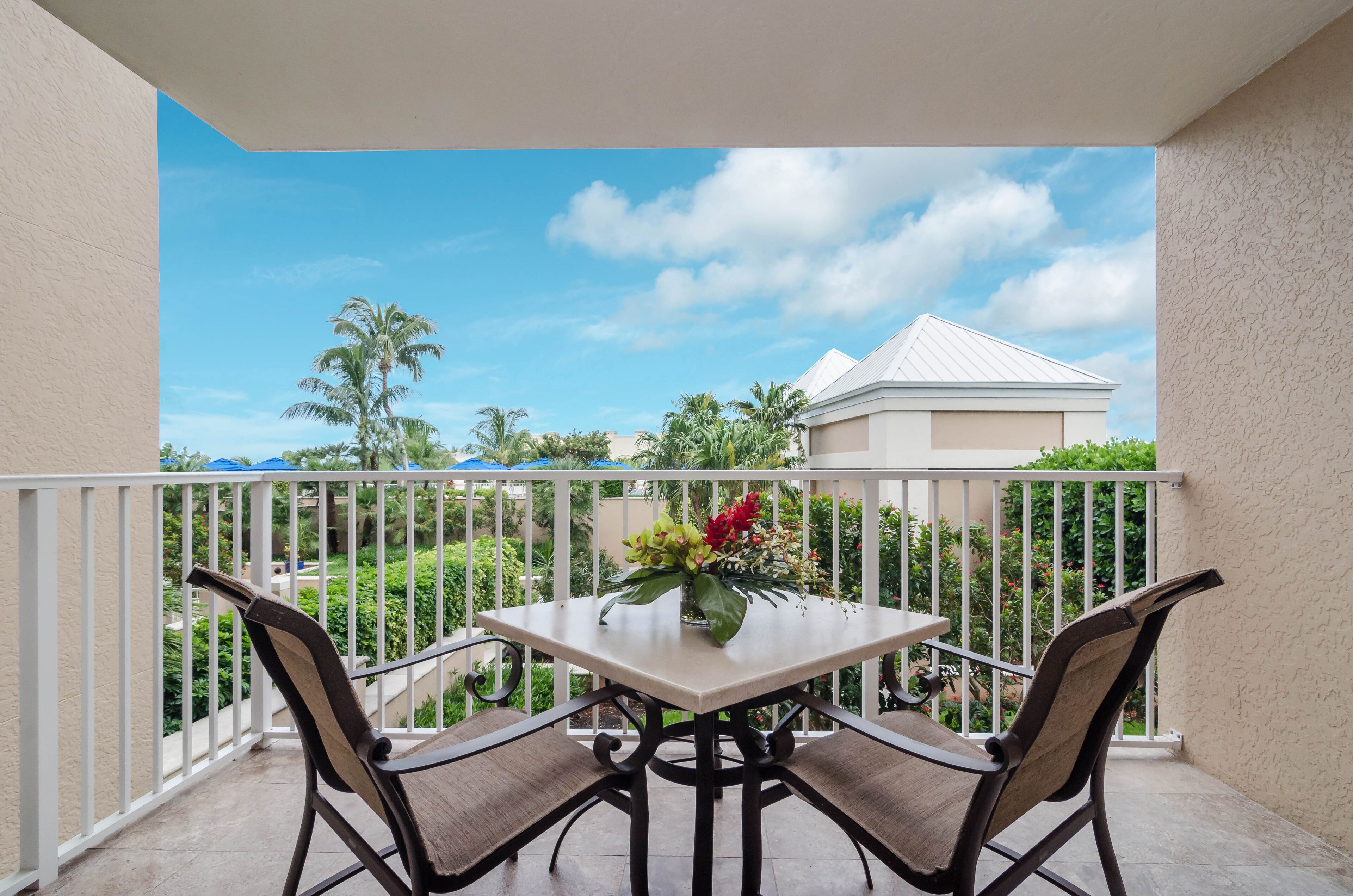 MARCO BEACH OCEAN RESORT Suite 612, West Facing Balcony - Sleeps 4!