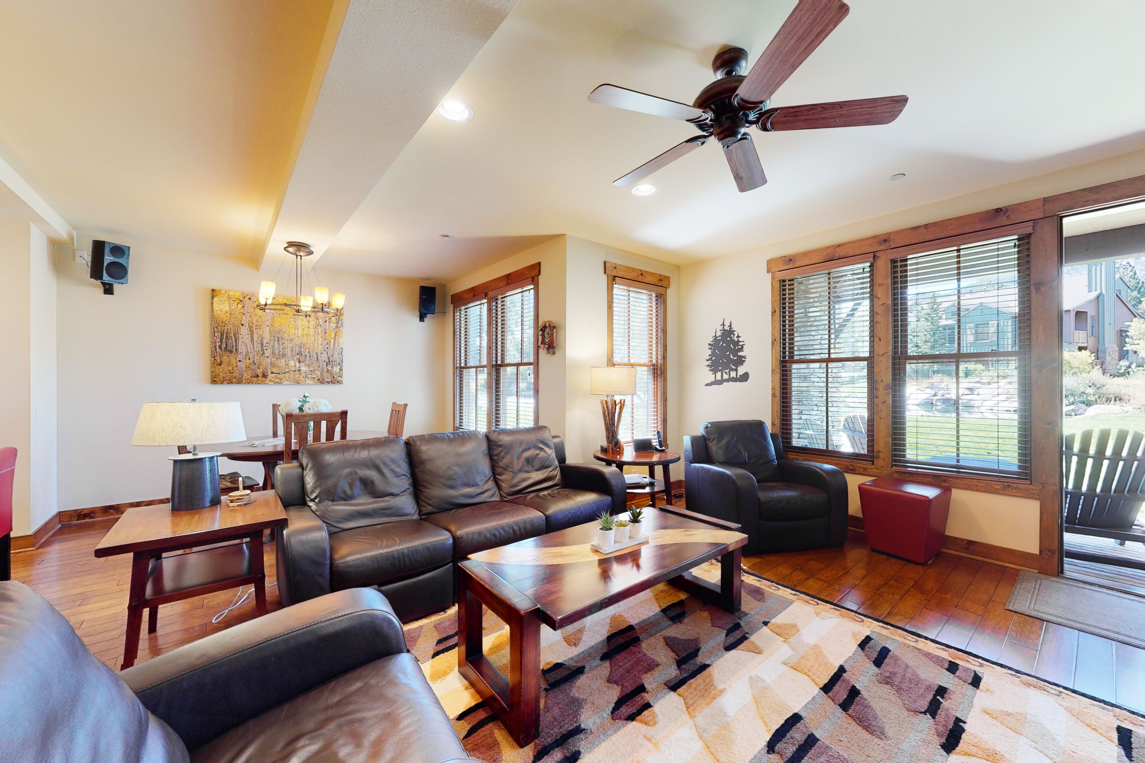 Enjoy this Beautiful Lodge Near the Golf Course, Athletic Club, & the Slopes