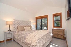 3 habitaciones, tabla de planchar con plancha y wifi 