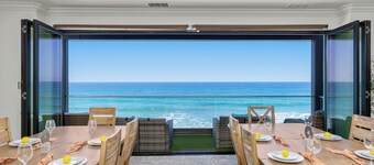 Single Family Beachfront Home, Private Beach P1735-0