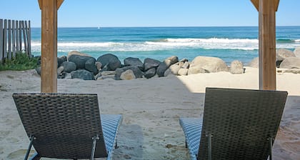 Pet Friendly Oceanfront Unit in Oceanside P1315-3