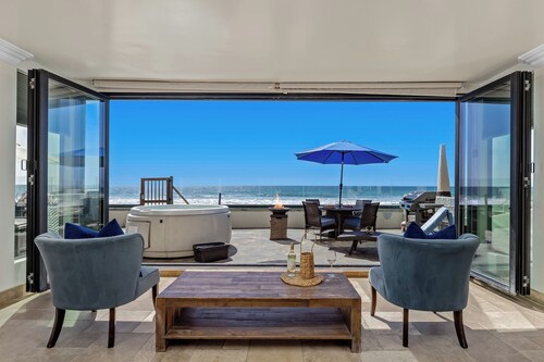 Wunderschöne Vermietung am Meer mit einem privaten Spa, Grill und Terrasse.