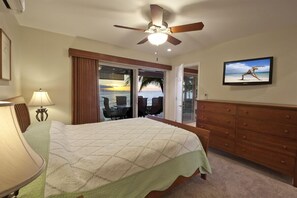 3 bedrooms, iron/ironing board, free WiFi, bed sheets - Puamana 58-1 Oceanfront Comfort in Puamana (Lahaina)