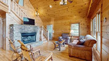 Televisión, chimenea, futbolito