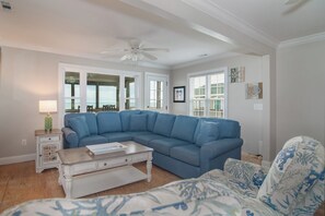 Fernseher, DVD-Player