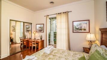 4 間睡房、熨斗/熨衫板、免費 Wi-Fi、床單