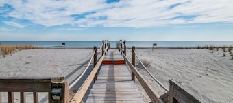 Sandcastle Oceanfront PET friendly Rental South End Pawleys Amazing Views