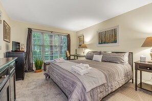 2 bedrooms, desk, iron/ironing board, free WiFi