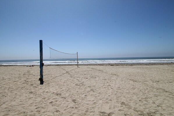 Una playa cerca, toallas de playa