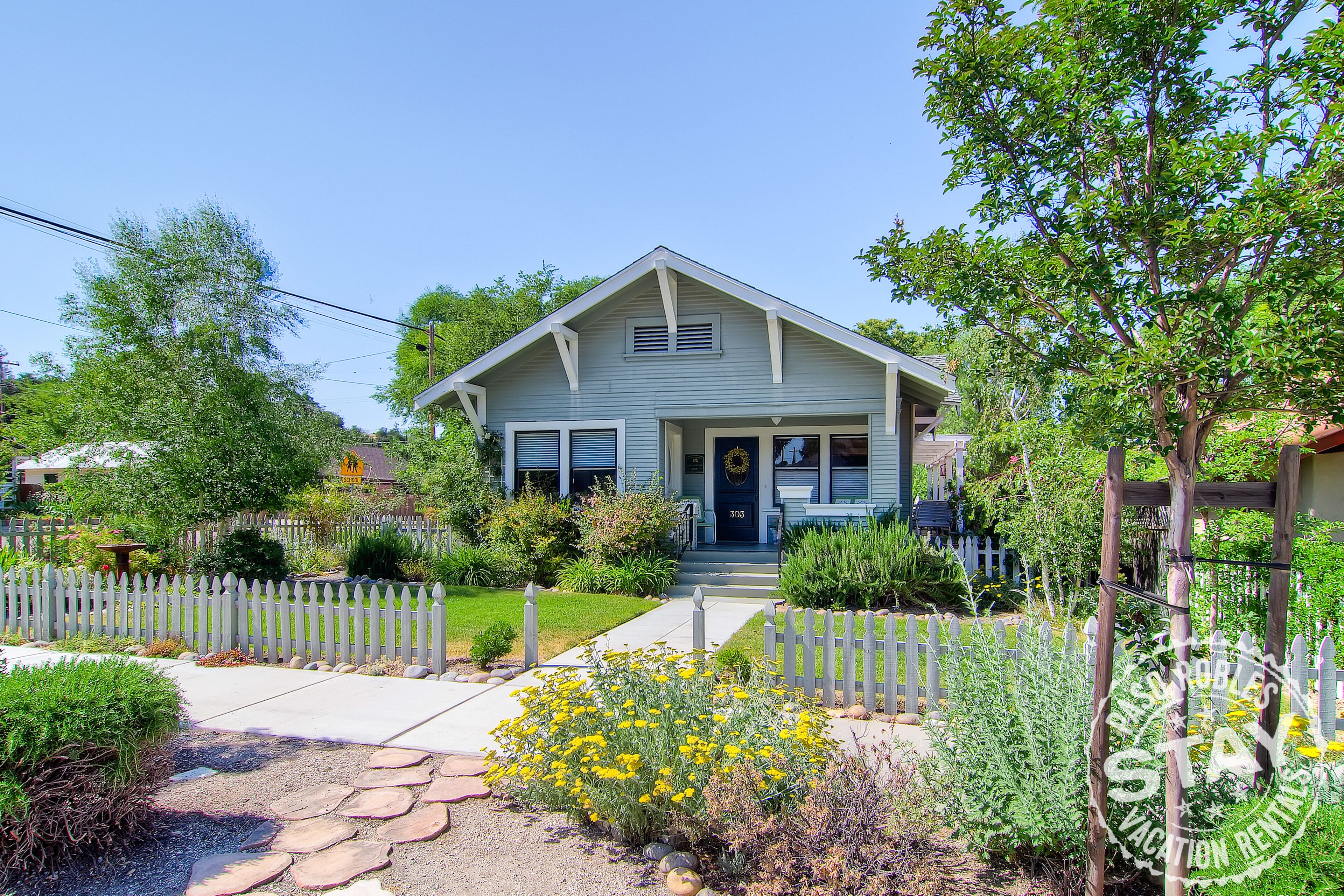 Poe House--Romantic Getaway or Perfect Family Gathering Place!