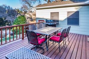 Outdoor dining - Vin Rouge 51-Outstanding Westside Paso Robles Home with Tons of Character! (Paso Robles)