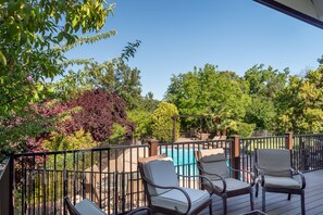 Pool - Eat Drink & be Merry! Downtown Paso with Pool and Spa! (Paso Robles)