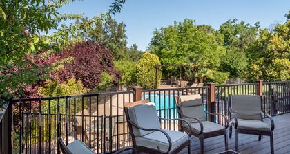 Eat Drink & fröhlich sein! Nur das Beste in der Innenstadt von Paso auf 1. 75 acres