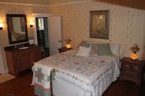 3 chambres, fer et planche à repasser, accès au Wi-Fi (inclus)