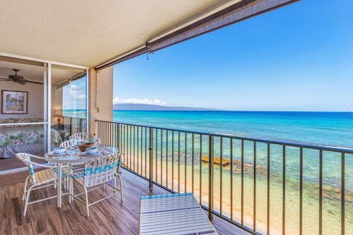 Aloha Condos, Nohonani Condos and Resort, Condo 305, Beachfront, AC
