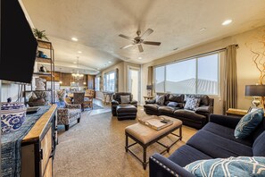 Televisión, videojuegos y reproductor de DVD 