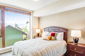 2 室のベッドルーム、インターネット、ベッドシーツ