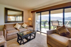 TV, fireplace, DVD player