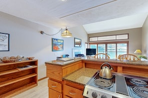 Fridge, microwave, oven, stovetop - Lakefront Condo with WiFi - Dock Features Shared Hot Tub & Pool (Chelan)