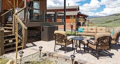 Patio, Fire Pit, & Ski Mountain View: Granby Home