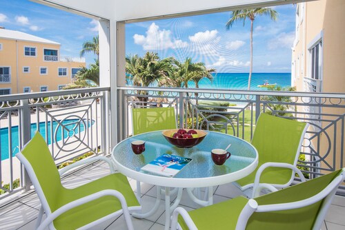 Regal Beach Club 623 - Oceanfront Condo with Great Views of the Caribbean Sea