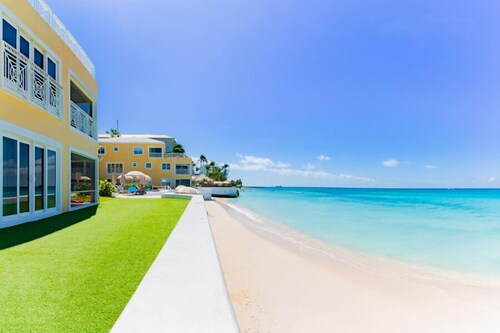 Regal Beach Club 623 - Oceanfront Condo with Great Views of the Caribbean Sea