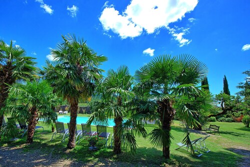 Villa Capolona - Villa Rental with swimming pool in Casentino Valley, Tuscany