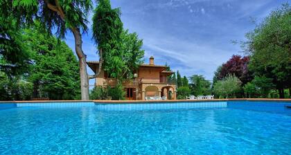 Villa Lauretana - Maison de campagne Ă Torrita di Siena, Toscane