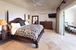 5 bedrooms, iron/ironing board, Internet, bed sheets