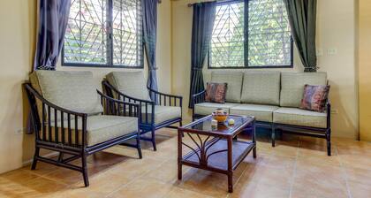 Lower Level of a New Home in a Great Neighborhood w/ WiFi, AC - Near Maya ruins
