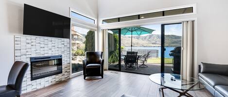 TV, fireplace, DVD player