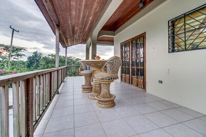 New Home w/ Balcony, WiFi, Partial AC & Great Neighborhood - Ideal for Day Trips