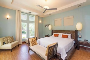 2 bedrooms, in-room safe, free WiFi, bed sheets