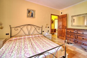 5 Schlafzimmer, Reisekinderbett, kostenloses WLAN