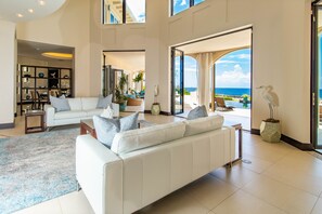 Interior - Oceans Edge SeaSide Estate is a stunning private villa right on the clifftop! (Savannah)