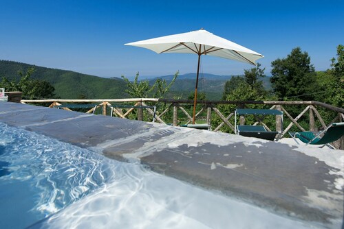 Villa Margherita Tre - Landvilla mit Pool in Cortona, Toskana