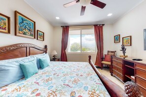 2 bedrooms, iron/ironing board, internet, bed sheets - Oceanfront Condo with Beach & Pool Access - Amazing Ocean Views (Jaco)
