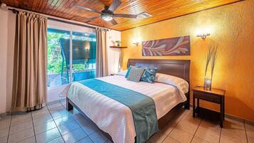 4 habitaciones, tabla de planchar con plancha, wifi y ropa de cama