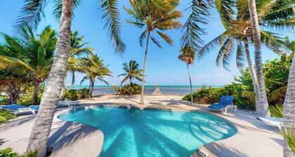 Atemberaubende Aussicht, ein Pool, frische Seeluft und direkt am Meer Lage erwarten!