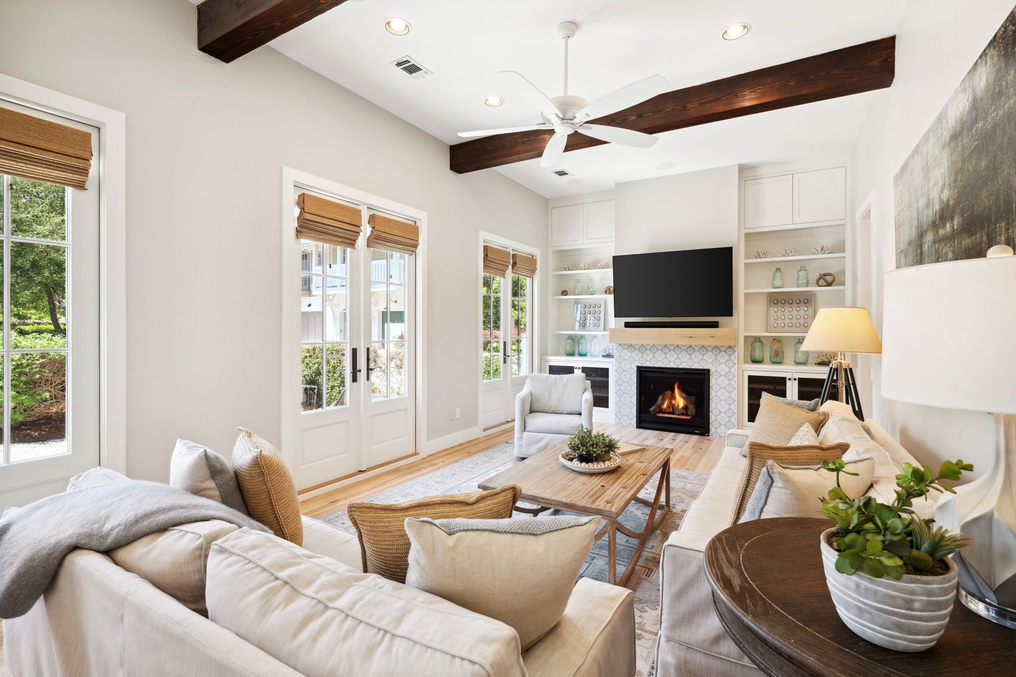 Rose Cottage -  South side RB, Bikes, 2 minutes to the beach!!