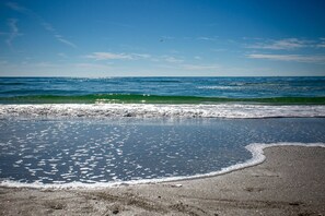 Beach nearby, beach towels, motor boating, fishing