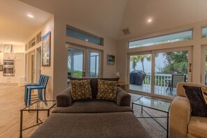 TV, DVD player, books, stereo