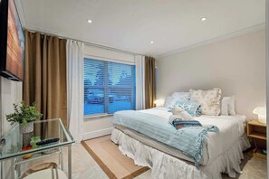 3 bedrooms, iron/ironing board, travel crib, WiFi