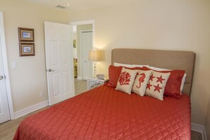 2 habitaciones, tabla de planchar con plancha, wifi y ropa de cama