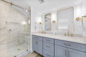 Hair dryer, towels - Gulf Front! Updated! Private Beach Service & Bikes Included! (Seacrest)