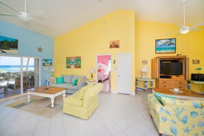 Fernseher, Stereoanlage, Drucker