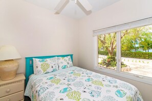 6 bedrooms, in-room safe, WiFi, bed sheets